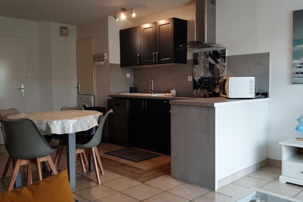 Hyper Centre De Sarzeau, Grand Appartement Au Calme Avec Jardinet 外观 照片